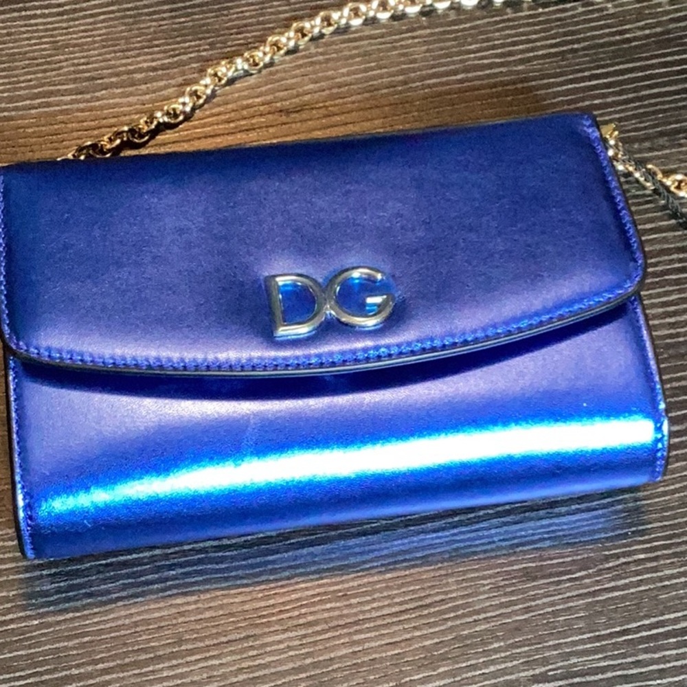 DG Matalic Blue